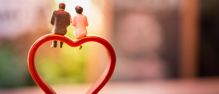 日本人の平均結婚年齢